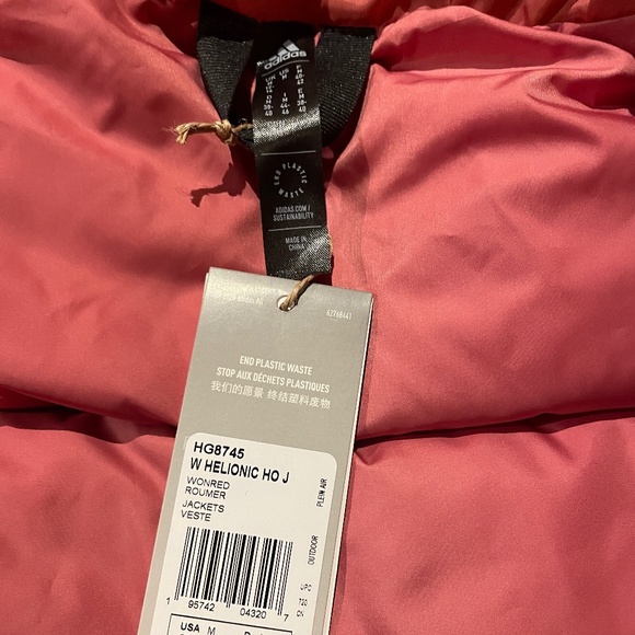 Brand New Women’s Adidas Hooded Short Puffer Coat - Picture 8 of 14